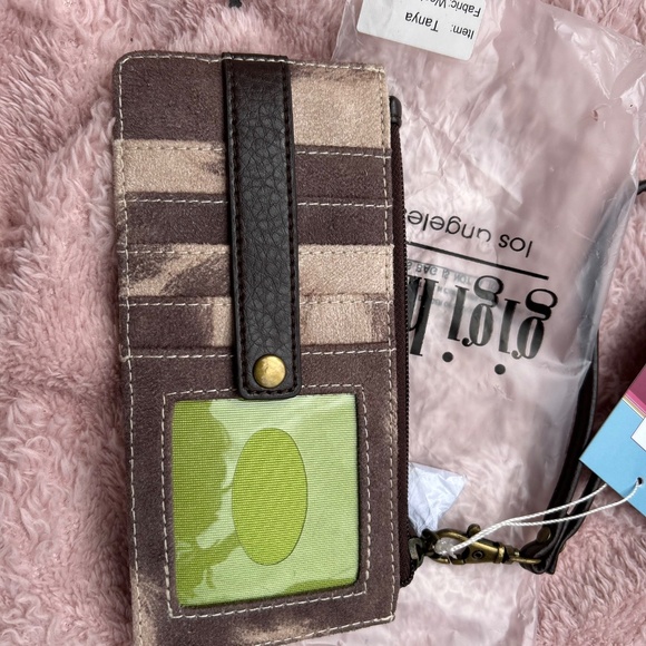 NWT Gigi Hill Tanya wallet, western faux hide - Picture 3 of 5